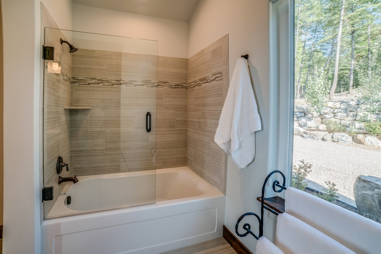 Shower & Tub Installation in Ross